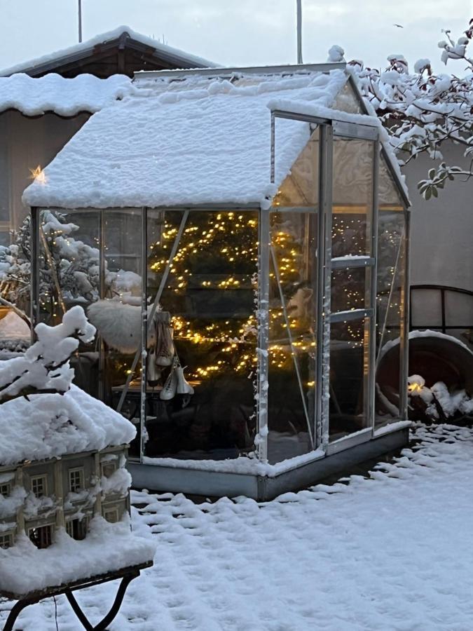 Das Kleine Hotel Schleiblick Schleswig Esterno foto