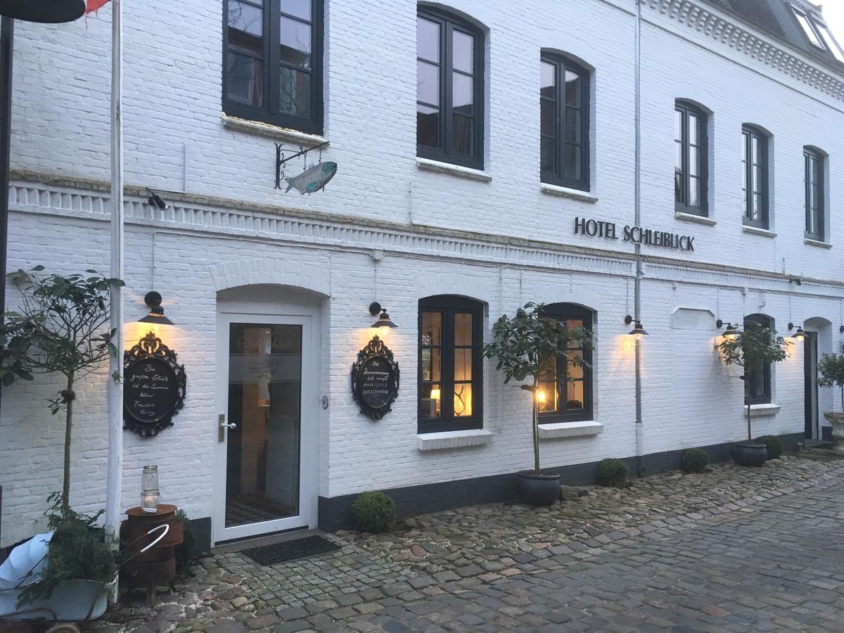Das Kleine Hotel Schleiblick Schleswig Esterno foto