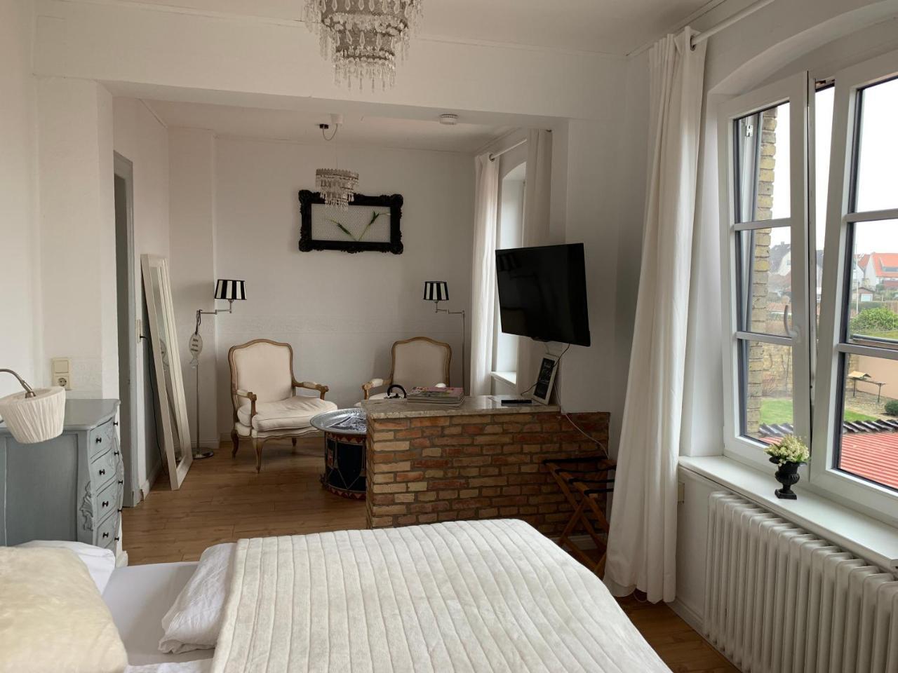 Das Kleine Hotel Schleiblick Schleswig Esterno foto