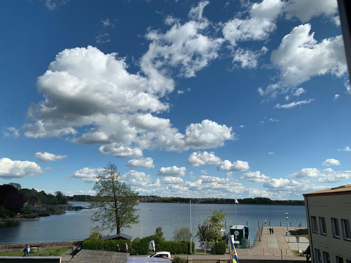Das Kleine Hotel Schleiblick Schleswig Esterno foto